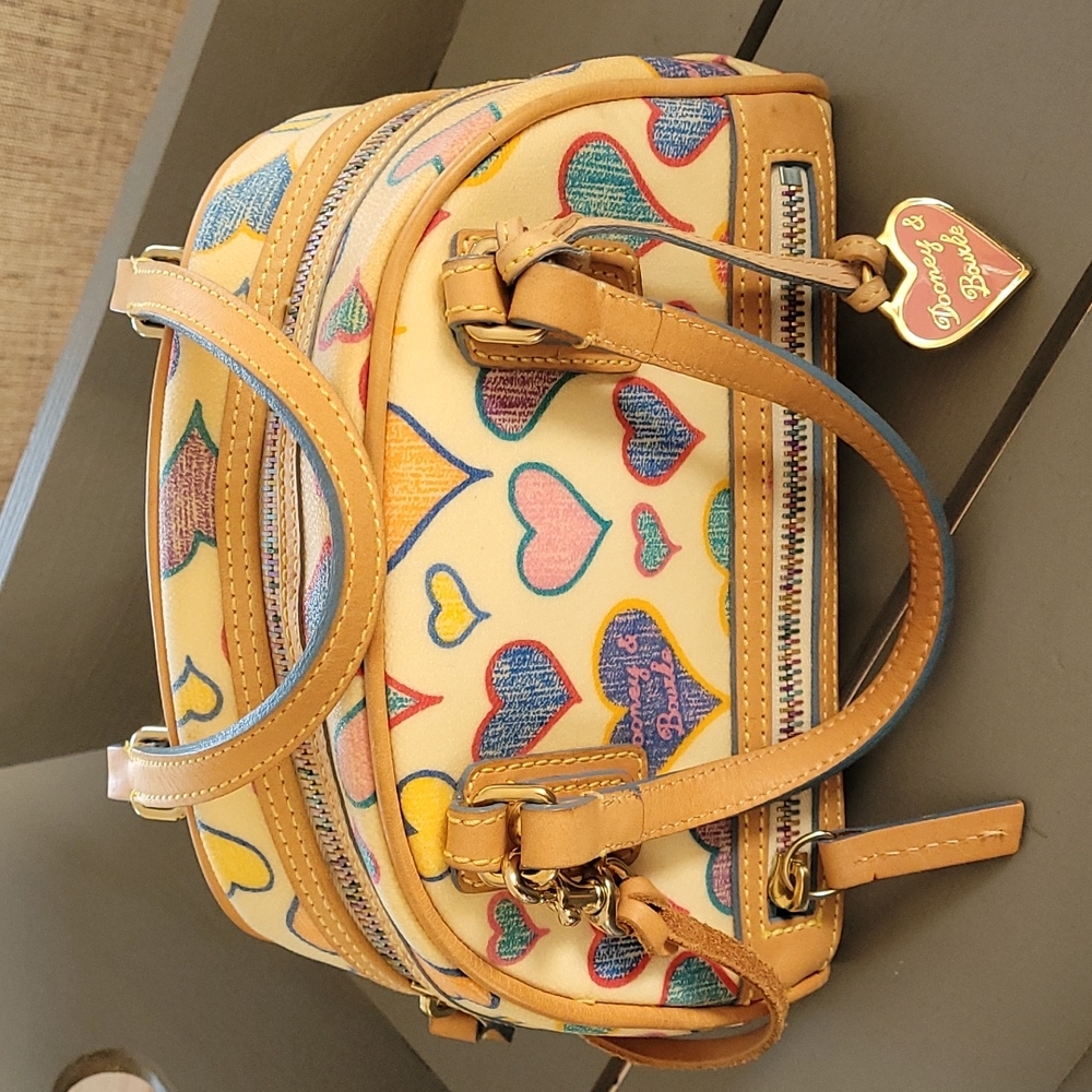 Vintage Dooney & Bourke Coated Leather 5 x 8 Handbag Purse Rainbow Zippers